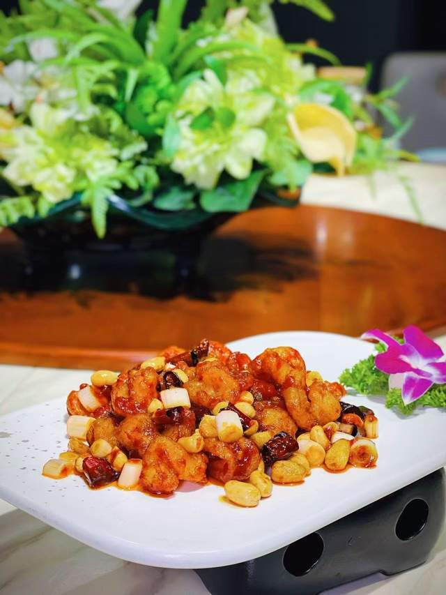 上市旨在引领郑州美食潮流麻将胡了好福记冬日新菜